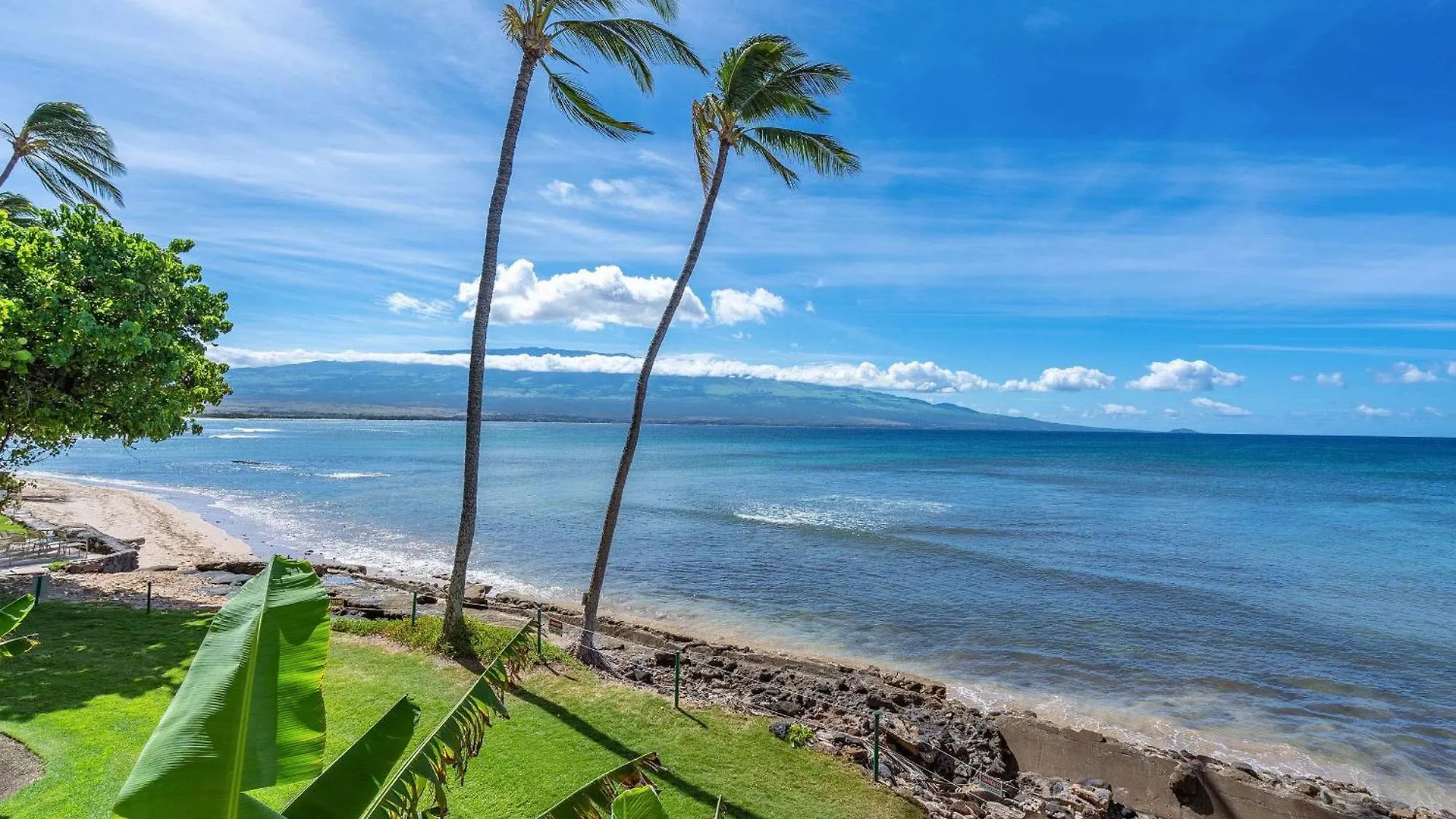 Ferienhaus Experience Oceanfront Luxury At Kanai A Nalu 209, A Spacious 2-Bd/2Ba Condo, Ac Wailuku USA