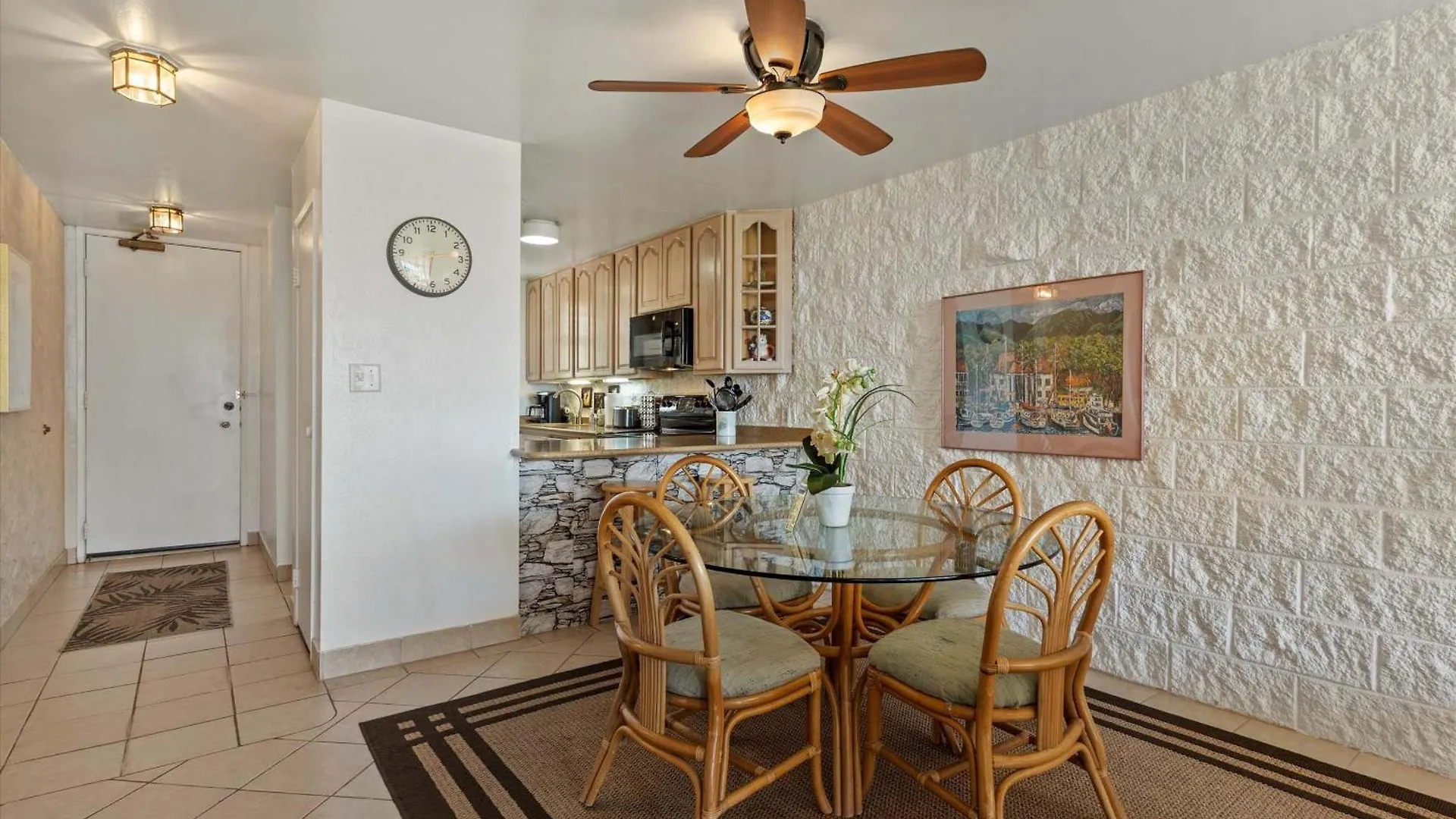 Ferienhaus Experience Oceanfront Luxury At Kanai A Nalu 209, A Spacious 2-Bd/2Ba Condo, Ac Wailuku